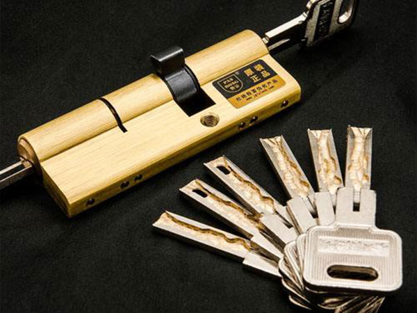 凤冈24小时上门开锁公司